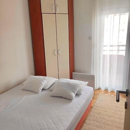 Apartman Filip พอดโกริกา ภายนอก รูปภาพ